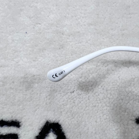 Alessandra Rich Linda Farrow Heart White Chain Blue Rectangular Lens Sunglasses - Picture 9 of 9